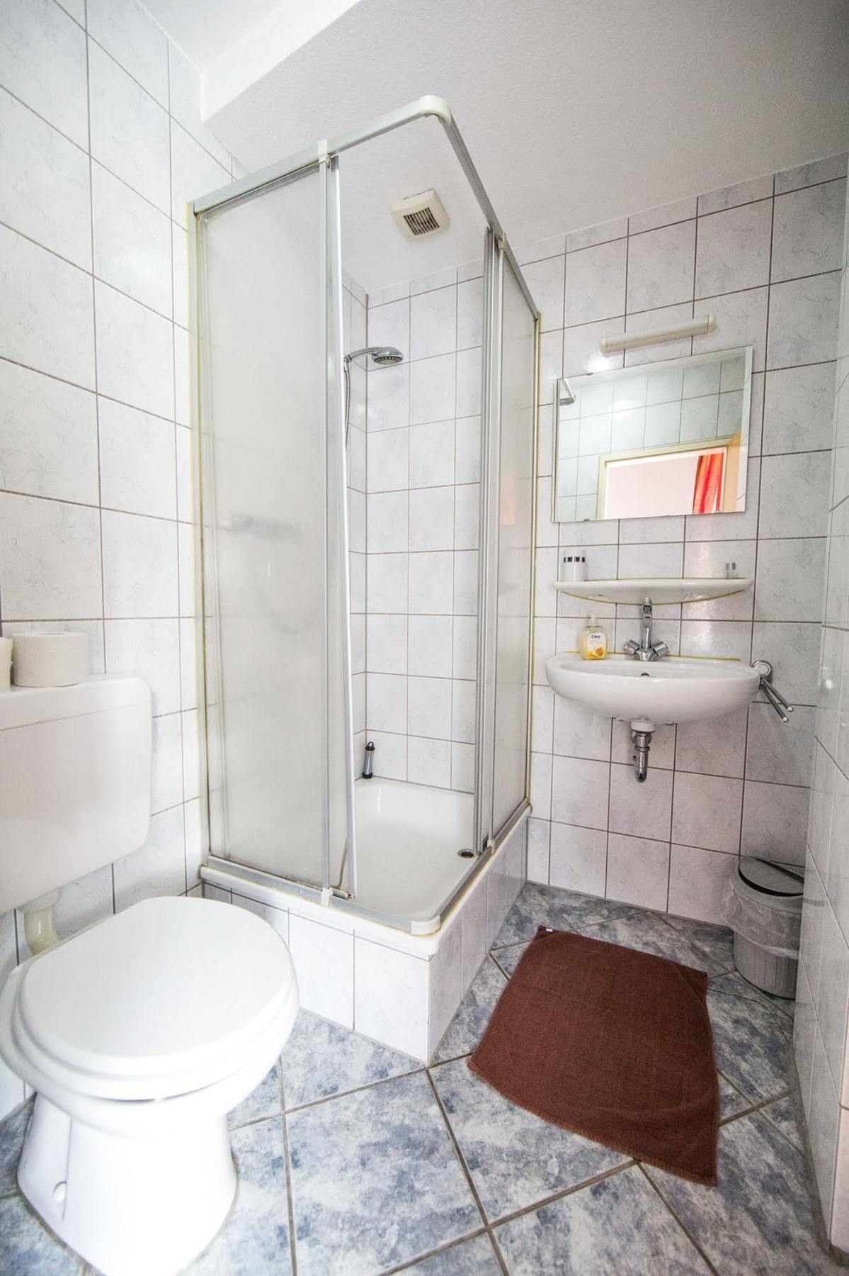 Hotel Burghof Stolberg  Bagian luar foto