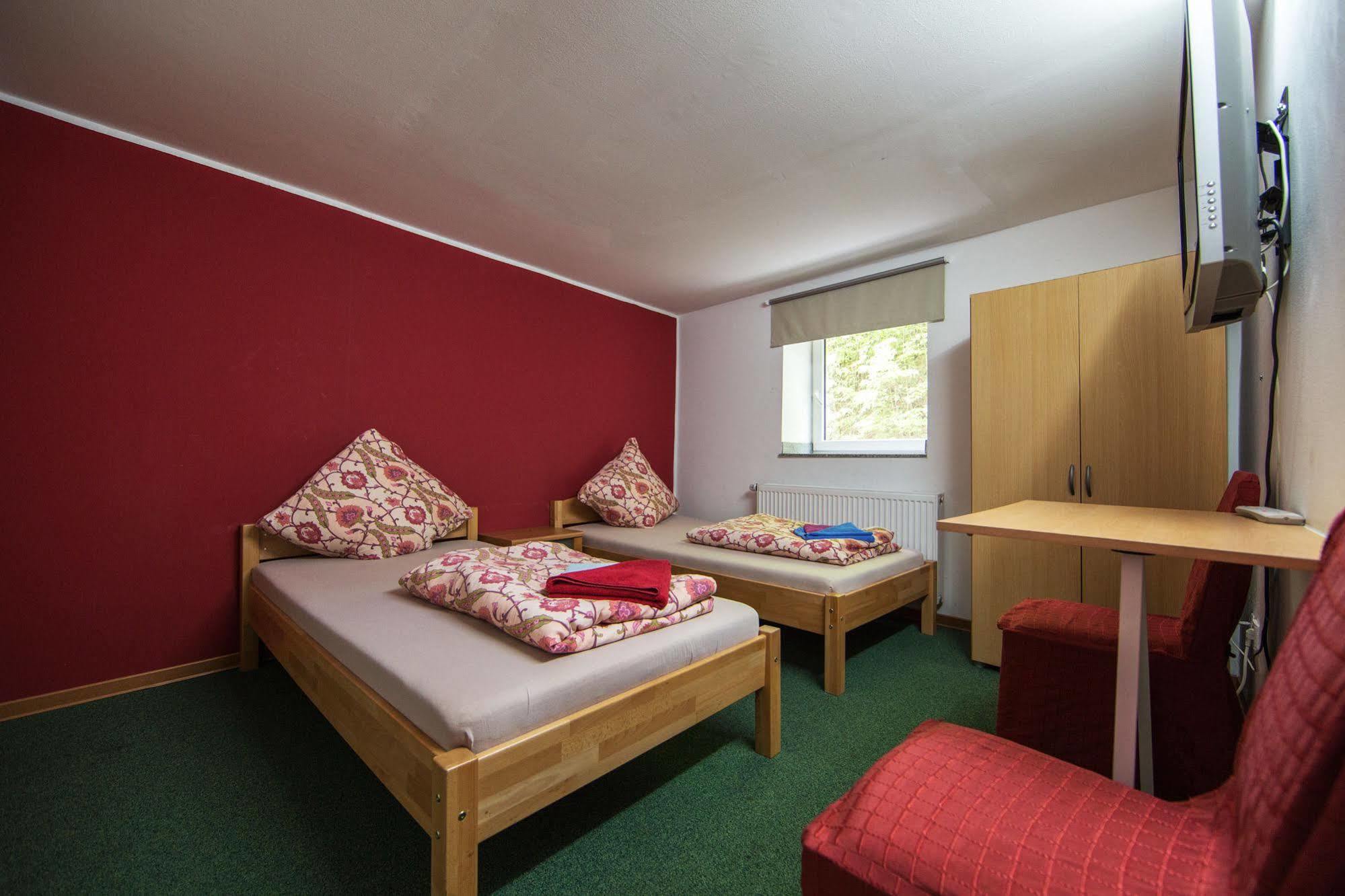 Hotel Burghof Stolberg  Bagian luar foto
